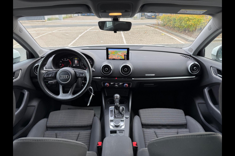 Audi A3 Sportback 1.5 TFSI S-tronic AUT ECC/PDC/LMV-18/NAVI