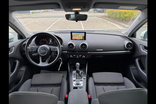 Audi A3 Sportback 1.5 TFSI S-tronic AUT ECC/PDC/LMV-18/NAVI