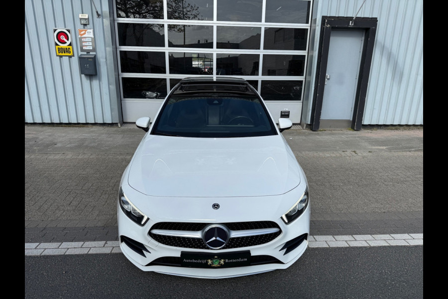 Mercedes-Benz A-Klasse 200 AMG LED/PDC/CAM/LEER/NAVI/LMV18