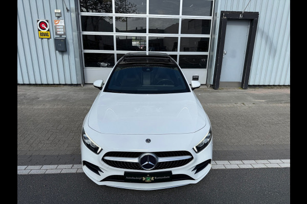 Mercedes-Benz A-Klasse 200 AMG LED/PDC/CAM/LEER/NAVI/LMV18