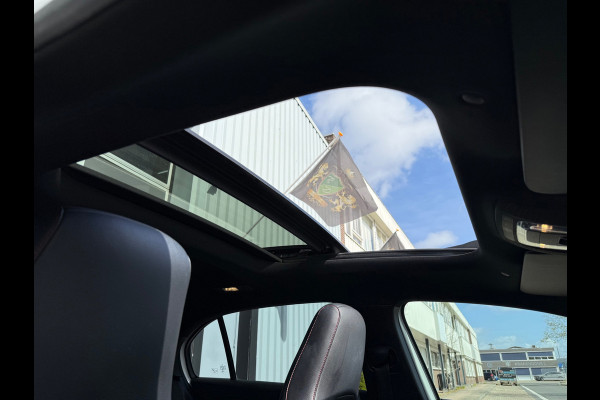 Mercedes-Benz A-Klasse 200 AMG LED/PDC/CAM/LEER/NAVI/LMV18