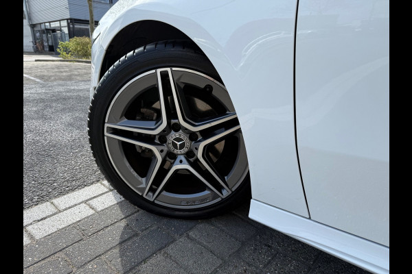 Mercedes-Benz A-Klasse 200 AMG LED/PDC/CAM/LEER/NAVI/LMV18