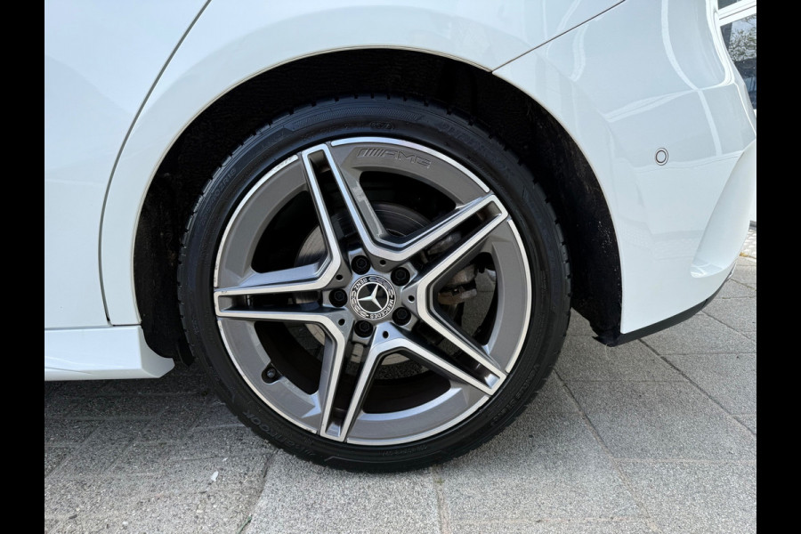 Mercedes-Benz A-Klasse 200 AMG LED/PDC/CAM/LEER/NAVI/LMV18
