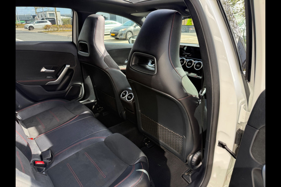 Mercedes-Benz A-Klasse 200 AMG LED/PDC/CAM/LEER/NAVI/LMV18