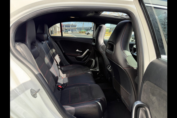 Mercedes-Benz A-Klasse 200 AMG LED/PDC/CAM/LEER/NAVI/LMV18
