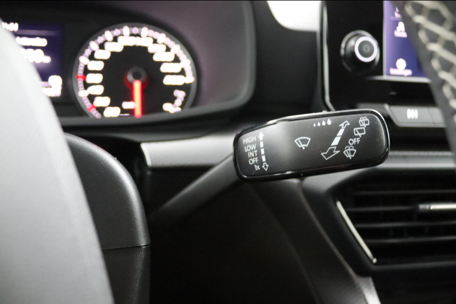 Seat Leon 1.0 TSI Style*LED*ECC*KEYLESS*CRUISE*CARPLAY*