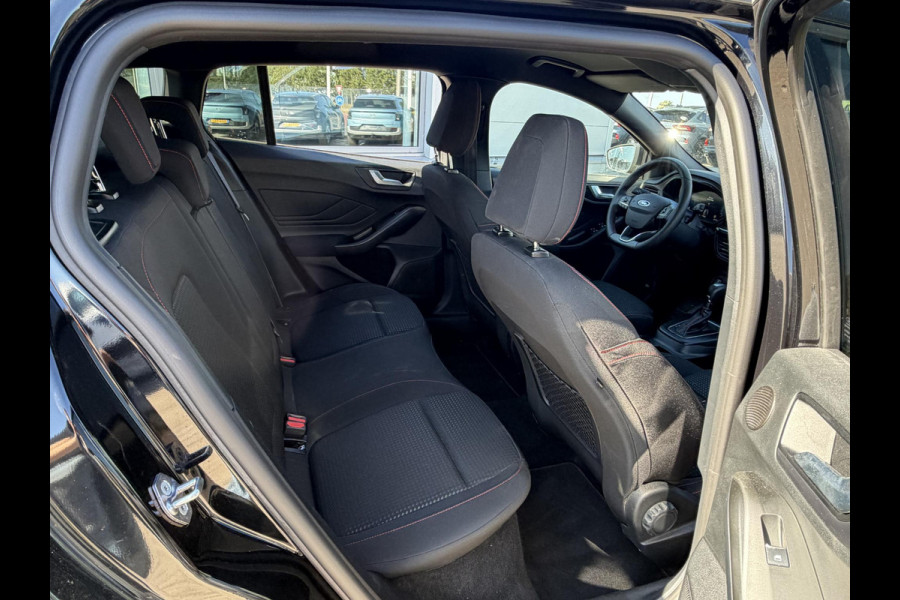 Ford FOCUS Wagon 1.0 EcoBoost Hybrid ST Line X 155pk | Driver Assistance Pack | Trekhaak afneembaar | AGR stoel | 18 inch Lichtmetaal | Winterpack