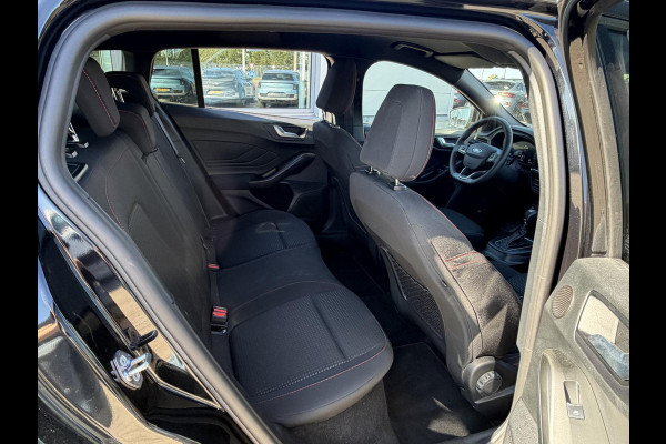 Ford FOCUS Wagon 1.0 EcoBoost Hybrid ST Line X 155pk | Driver Assistance Pack | Trekhaak afneembaar | AGR stoel | 18 inch Lichtmetaal | Winterpack