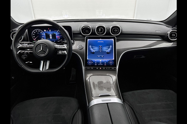 Mercedes-Benz C-Klasse Estate 180 AMG Line | Amg In en Exterieur | Dodehoekassistent | Memory Seats | Night pakket | Inclusief 24 maanden Mercedes-Benz Certified garantie voor Europa.