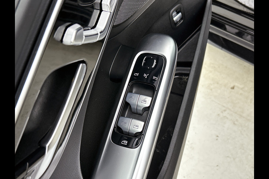 Mercedes-Benz C-Klasse Estate 180 AMG Line | Amg In en Exterieur | Dodehoekassistent | Memory Seats | Night pakket | Inclusief 24 maanden Mercedes-Benz Certified garantie voor Europa.