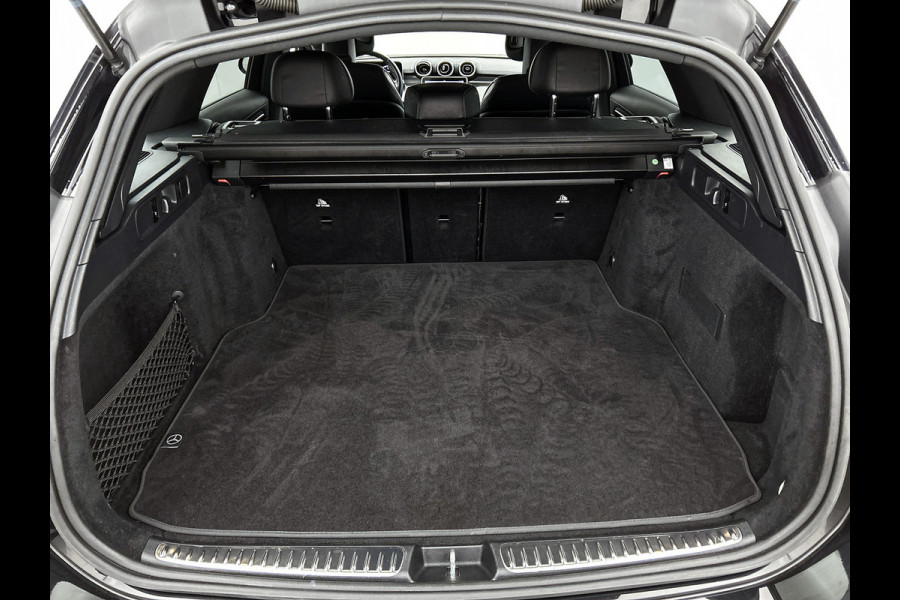 Mercedes-Benz C-Klasse Estate 180 AMG Line | Amg In en Exterieur | Dodehoekassistent | Memory Seats | Night pakket | Inclusief 24 maanden Mercedes-Benz Certified garantie voor Europa.