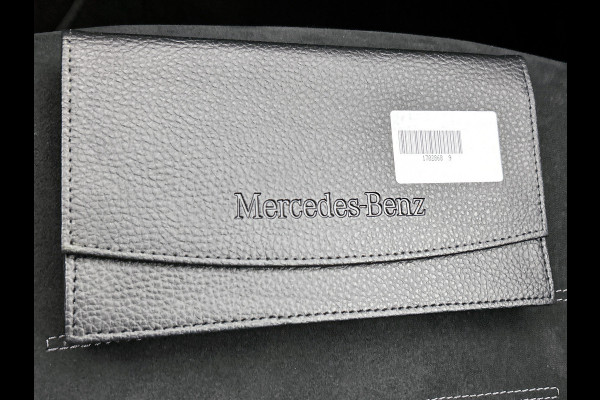 Mercedes-Benz C-Klasse Estate 180 AMG Line | Amg In en Exterieur | Dodehoekassistent | Memory Seats | Night pakket | Inclusief 24 maanden Mercedes-Benz Certified garantie voor Europa.
