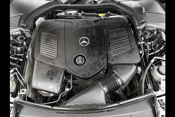 Mercedes-Benz C-Klasse Estate 180 AMG Line | Amg In en Exterieur | Dodehoekassistent | Memory Seats | Night pakket | Inclusief 24 maanden Mercedes-Benz Certified garantie voor Europa.