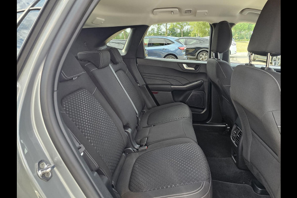 Ford Kuga 2.5 PHEV Titanium | Wegklapbare trekhaak |Achteruitrijcamera | Cruise control | Draadloos laden | LED |