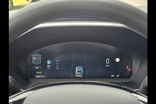 Ford Kuga 2.5 PHEV Titanium | Wegklapbare trekhaak |Achteruitrijcamera | Cruise control | Draadloos laden | LED |