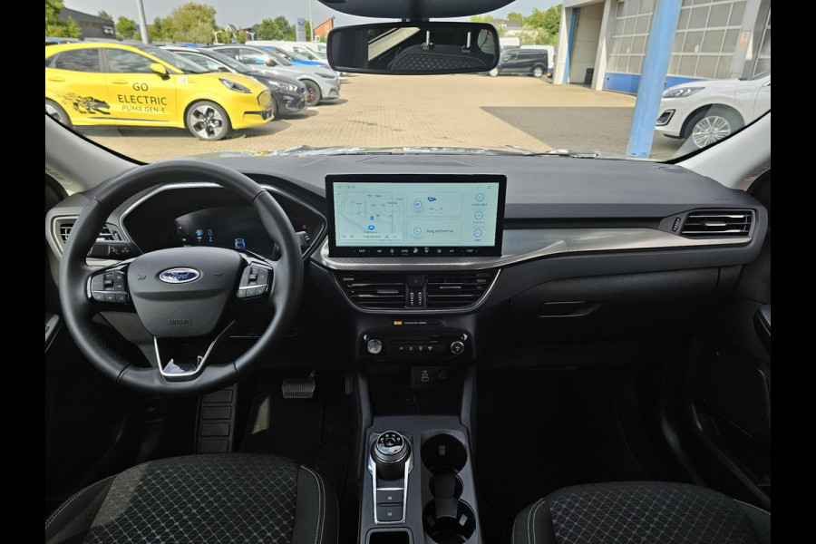 Ford Kuga 2.5 PHEV Titanium | Wegklapbare trekhaak |Achteruitrijcamera | Cruise control | Draadloos laden | LED |