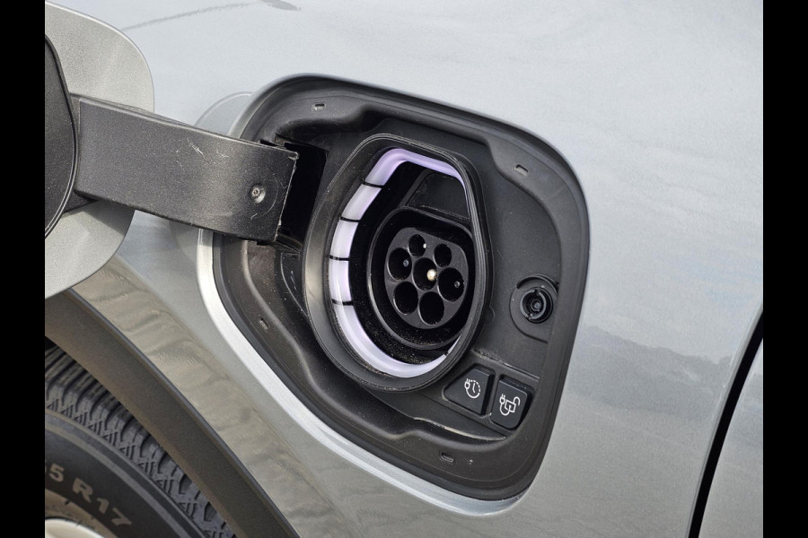 Ford Kuga 2.5 PHEV Titanium | Wegklapbare trekhaak |Achteruitrijcamera | Cruise control | Draadloos laden | LED |