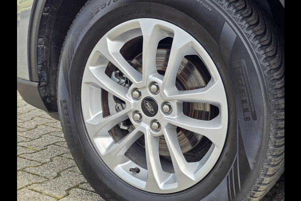 Ford Kuga 2.5 PHEV Titanium | Wegklapbare trekhaak |Achteruitrijcamera | Cruise control | Draadloos laden | LED |