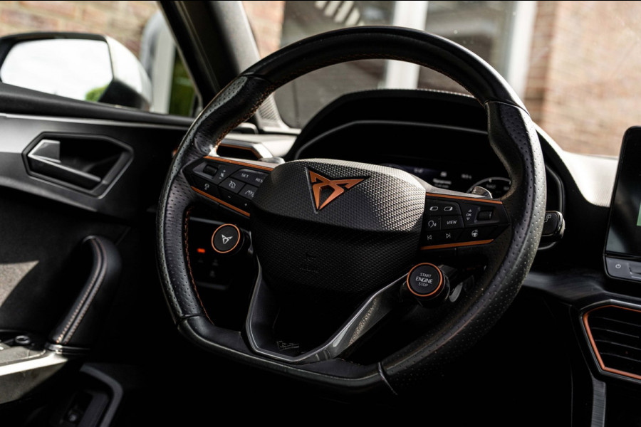 CUPRA Leon 1.4 e-Hybrid 245 PK ACC Pano Camera VZ Stuurwiel Keyless Stoel/Stuurverw. 19''