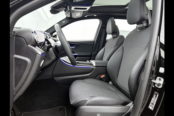 Mercedes-Benz GLC 300 e 4MATIC Plug-In Hybride Panorama Schuif Kanteldak | Trekhaak | Memory voorstoelen | Parkeerpakket met achteruitcamera. Inclusief 24 maanden Mercedes-Benz Certified garantie voor Europa.