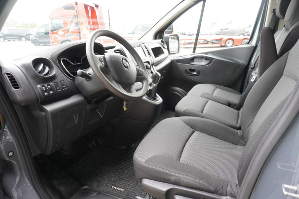 Renault Trafic 2.0 dCi 145PK T29 L2H1 Comfort Automaat Airco | Cruise | Navi | Trekhaak | Airco