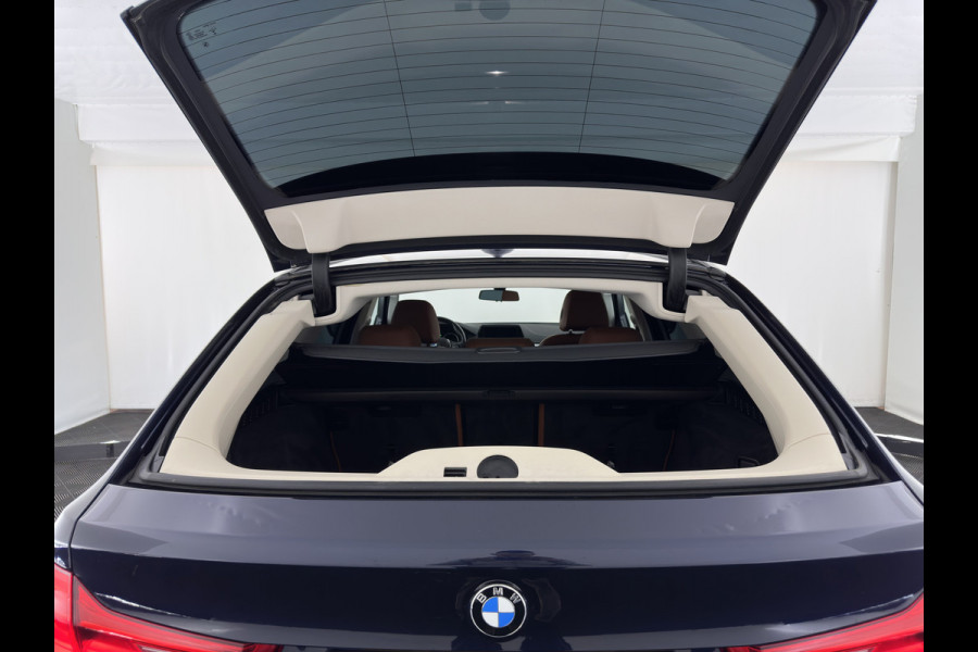 BMW 5 Serie Touring 520d Executive Aut. *LEATHER | FULL-LED | NAVI-FULLMAP | COMFORT-SEATS | PRIVACY-GLASS | ECC | PDC | CRUISE | 17''ALU*