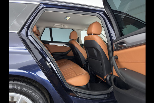 BMW 5 Serie Touring 520d Executive Aut. *LEATHER | FULL-LED | NAVI-FULLMAP | COMFORT-SEATS | PRIVACY-GLASS | ECC | PDC | CRUISE | 17''ALU*
