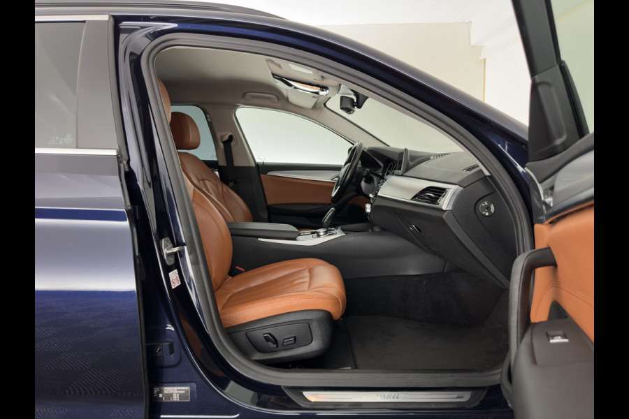 BMW 5 Serie Touring 520d Executive Aut. *LEATHER | FULL-LED | NAVI-FULLMAP | COMFORT-SEATS | PRIVACY-GLASS | ECC | PDC | CRUISE | 17''ALU*