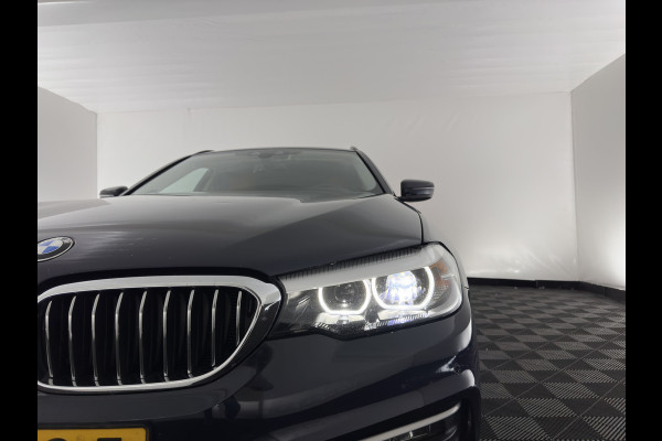 BMW 5 Serie Touring 520d Executive Aut. *LEATHER | FULL-LED | NAVI-FULLMAP | COMFORT-SEATS | PRIVACY-GLASS | ECC | PDC | CRUISE | 17''ALU*