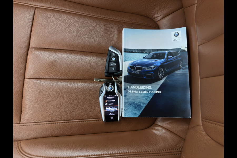 BMW 5 Serie Touring 520d Executive Aut. *LEATHER | FULL-LED | NAVI-FULLMAP | COMFORT-SEATS | PRIVACY-GLASS | ECC | PDC | CRUISE | 17''ALU*