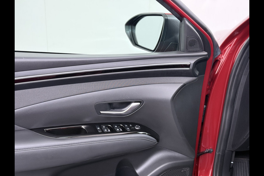 Hyundai Tucson 265PK PHEV Hybrid 4WD Navi Camera Adap.Cruise SOH 100% Apple Carplay Android Pdc ECC Comfort Smart Hybrid Isofix DAB Elek.Achterklep Stoel+Stuurverwarming Led Lmv Keyless Regensensor AWD Origineel Nederlandse Auto Plug In Hybride