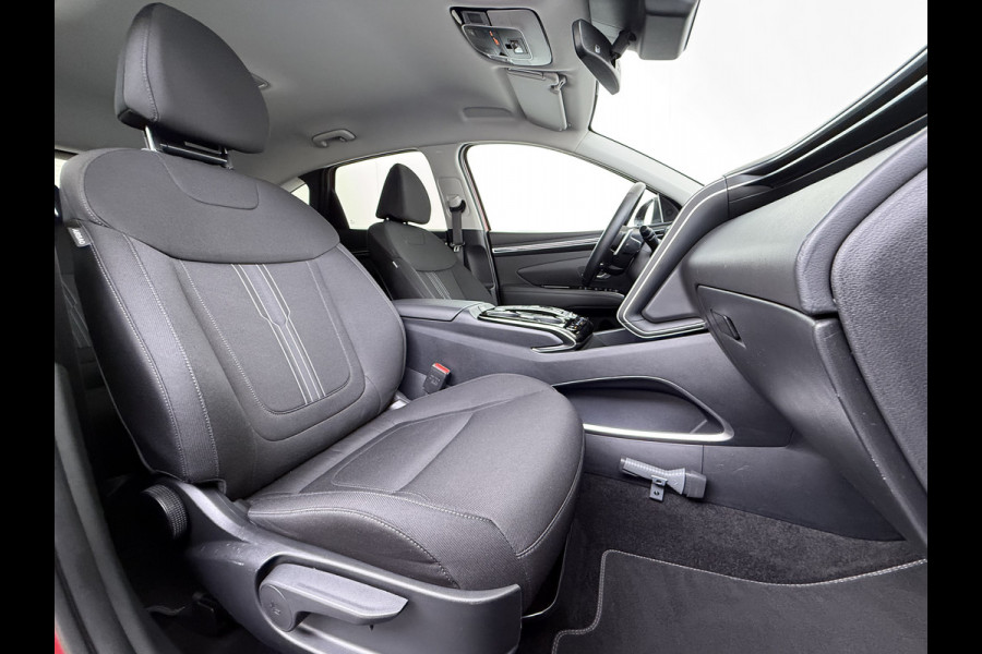 Hyundai Tucson 265PK PHEV Hybrid 4WD Navi Camera Adap.Cruise SOH 100% Apple Carplay Android Pdc ECC Comfort Smart Hybrid Isofix DAB Elek.Achterklep Stoel+Stuurverwarming Led Lmv Keyless Regensensor AWD Origineel Nederlandse Auto Plug In Hybride