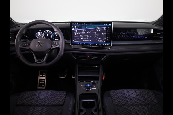 Volkswagen Tayron 1.5 eHybrid R-Line Edition 272 PK | Black & Style pakket | wegklapbare trekhaak | Harman kardon audio | panoramadak