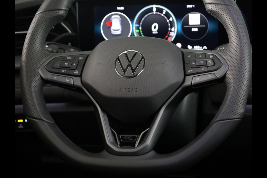 Volkswagen Tayron 1.5 eHybrid R-Line Edition 272 PK | Black & Style pakket | wegklapbare trekhaak | Harman kardon audio | panoramadak