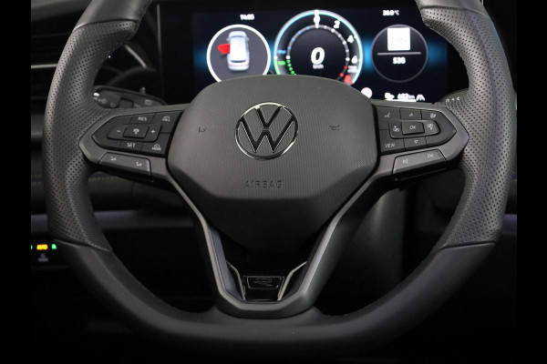 Volkswagen Tayron 1.5 eHybrid R-Line Edition 272 PK | Black & Style pakket | wegklapbare trekhaak | Harman kardon audio | panoramadak
