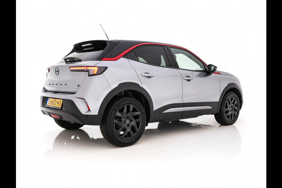 Opel Mokka-e GS Line Level-4 50 kWh [3-Fase-11kW] {SoH-95%} (INCL-BTW) Aut. *HEATPUMP | LEATHER-FABRIC | NAVI-FULLMAP|  DIGI-COCKPIT | FULL-LED | CAMERA | COMFORTSEATS | KEYLESS | DAB+ | ECC | CCS-FASTLOADER | CRUISE | 17''ALU*