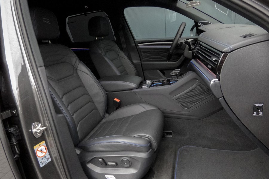 Volkswagen Touareg 3.0 TSi eHybrid 4MOTION R | Panoramadak | Luchtvering | 360°| HUD | Stoelverwarming & -ventilatie