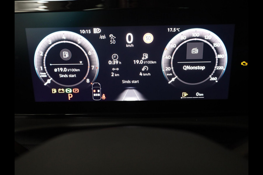 Volkswagen T-Roc Limited Edition 1.5 eTSI 85 kW / 116 PK SUV 7 vers Achteruitrijcamera | Stoelverwarming | Carplay