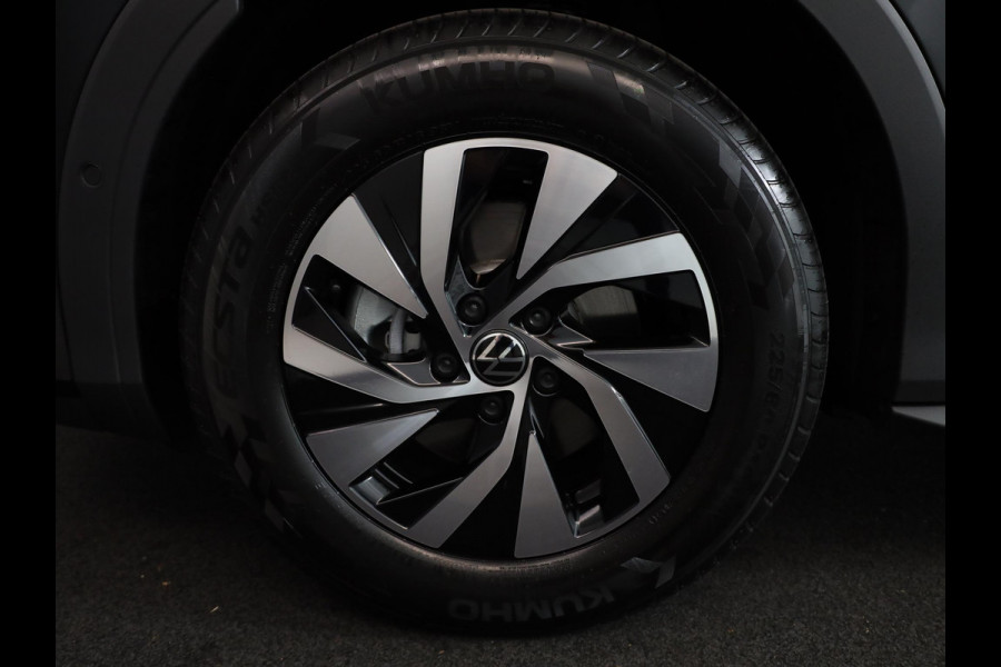 Volkswagen T-Roc Limited Edition 1.5 eTSI 85 kW / 116 PK SUV 7 vers Achteruitrijcamera | Stoelverwarming | Carplay