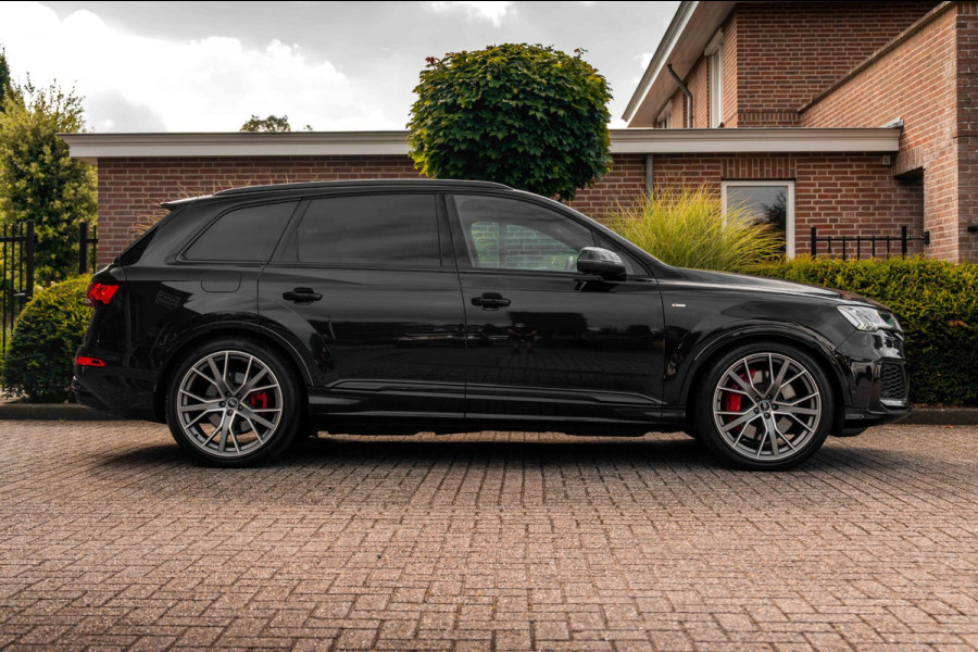 Audi Q7 60 TFSI e Quattro Competition Luchtvering Elek. Trekhaak Massage Matrix B&O Stoelverw/Ventilatie 22''
