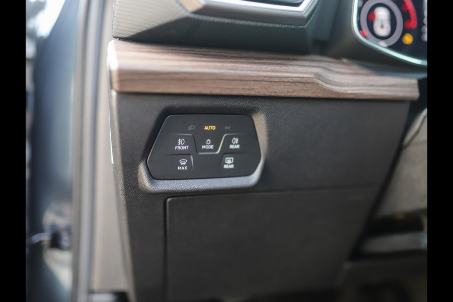 Seat Leon 1.5 TSI Xcellence | BTW | ACC | Stuur/Stoelverw. | Carplay