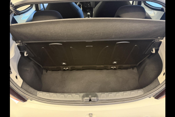 Toyota Aygo 1.0 VVT-i x-fun BI-TONE . GARANTIE TOT 06-2031* . AIRCO . SLECHTS 50.000 KM! . 1E EIGENAAR .