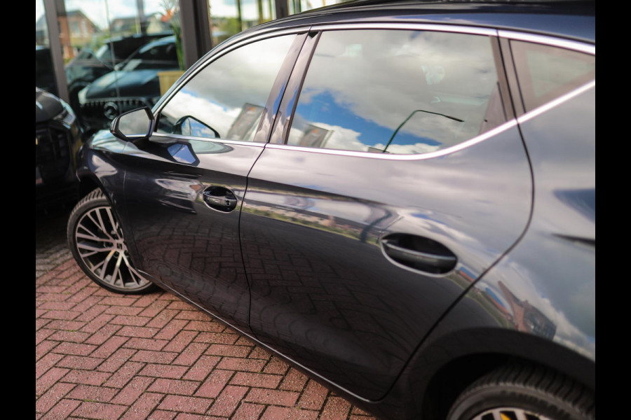 Seat Leon 1.5 TSI Xcellence | BTW | ACC | Stuur/Stoelverw. | Carplay