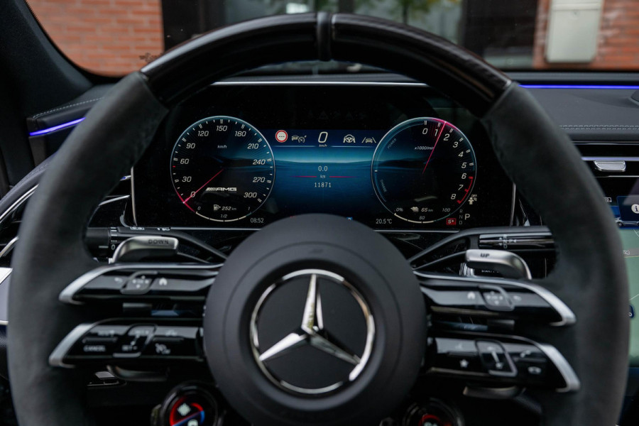 Mercedes-Benz E-Klasse AMG 53 4MATIC+ Performance Seats Carbon Softclose