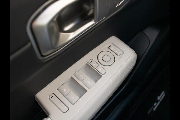 Kia EV4 GT-Line Business Edition 81.4 kWh | DIRECT LEVERBAAR | Navi. | Stoel&Stuur Verwarming | Clima. |  Lichtmetalen velgen | LED | Dodehoekassistentie | GT-Line Vegan Lederen Stoelbekleding