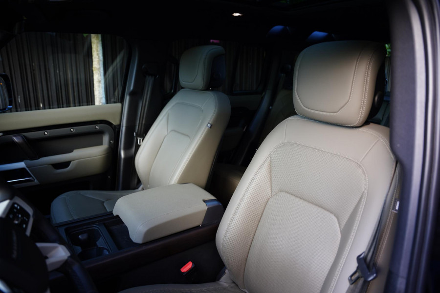 Land Rover Defender P 400 E 110 X-Dynamic HSE / NL-Auto / 22 Inch