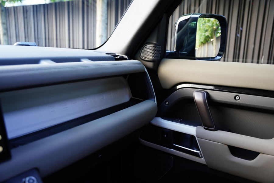 Land Rover Defender P 400 E 110 X-Dynamic HSE / NL-Auto / 22 Inch