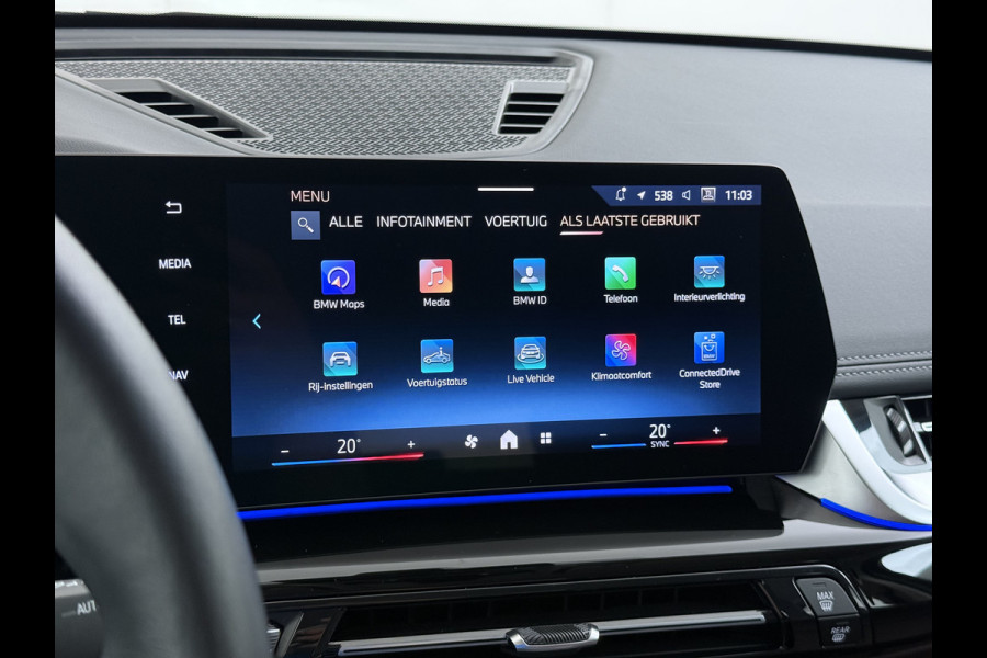 BMW X1 xDrive25e PHEV 245pk AUT-7 Leer Trekhaak Adap.Cruise Camera Navi Dual-Ecc ParkAssist Pdc Apple Carplay Android SOH 97% Hybride Lmv Elek.Achterklep Connect Drive Isofix DAB Led Regen-Lichtsensor Lane Assist Wifi AWD 1.700KG Trekgewicht 1e Eigenaar Dealeronderhouden Origineel Nederlandse Auto