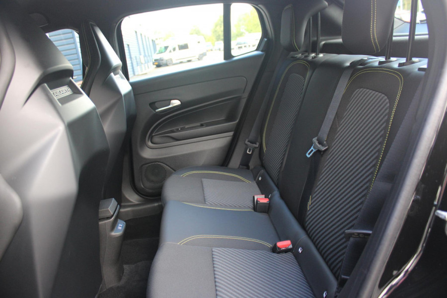 Abarth 600e Abarth Turismo 240PK 54 kWh | "TORSEN" MECHANISCH SPERDIFFERENTIEEL | SABELT SPORT STOELEN | 20" LICHTMETALEN VELGEN ABARTH DESIGN | ABARTH BODYKIT | PARKEERSENSOREN ACHTER | ABARTH REMKLAUWEN | ADAPTIVE CRUISE CONTROL | DRAADLOZE APPLE CARPLAY/ANDROID AUTO | DC SNELLAAD FUNCTIE | KEYLESS START | AUTOMATISCH DIMMENDE BINNENSPIEGEL |