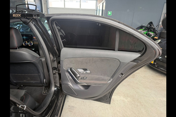 Mercedes-Benz A-Klasse 180 Business Solution AMG CAMERA|SFEERVERLICHTING|360PDC|